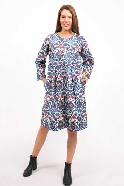 MODEL WEARING LUNA LUREX PRINTED DRESS WITH BLACK BOOTS - zohaonline